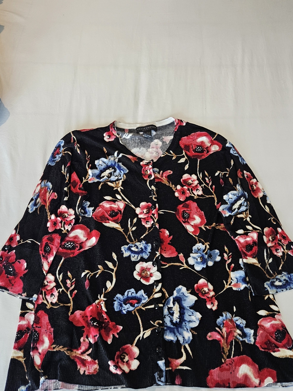 Grace Elements Black Button-Front Floral Top with Red & Blue Blooms
